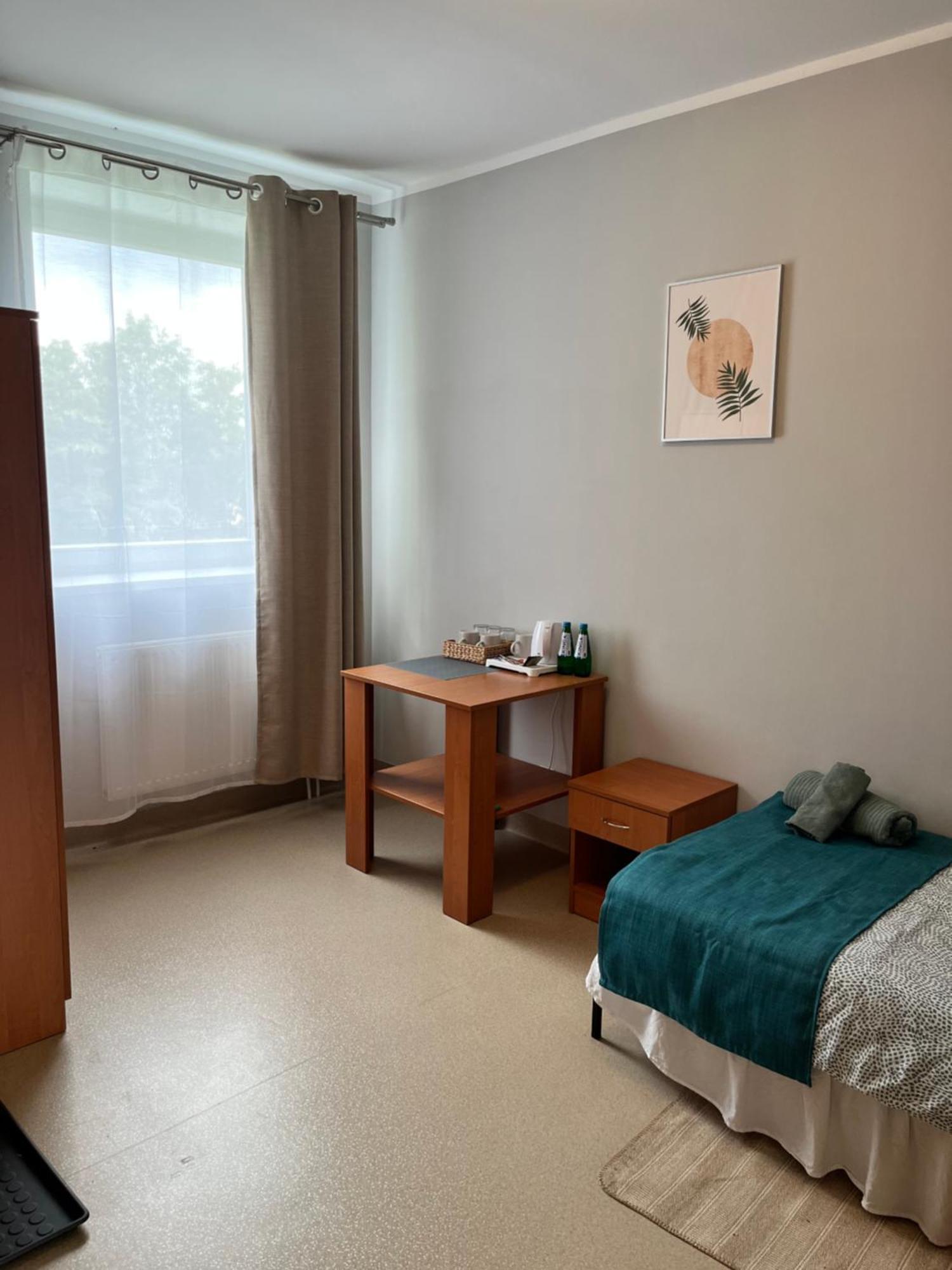 Osrodek Konferencyjno-Wypoczynkowy Hostel Chojna Екстериор снимка