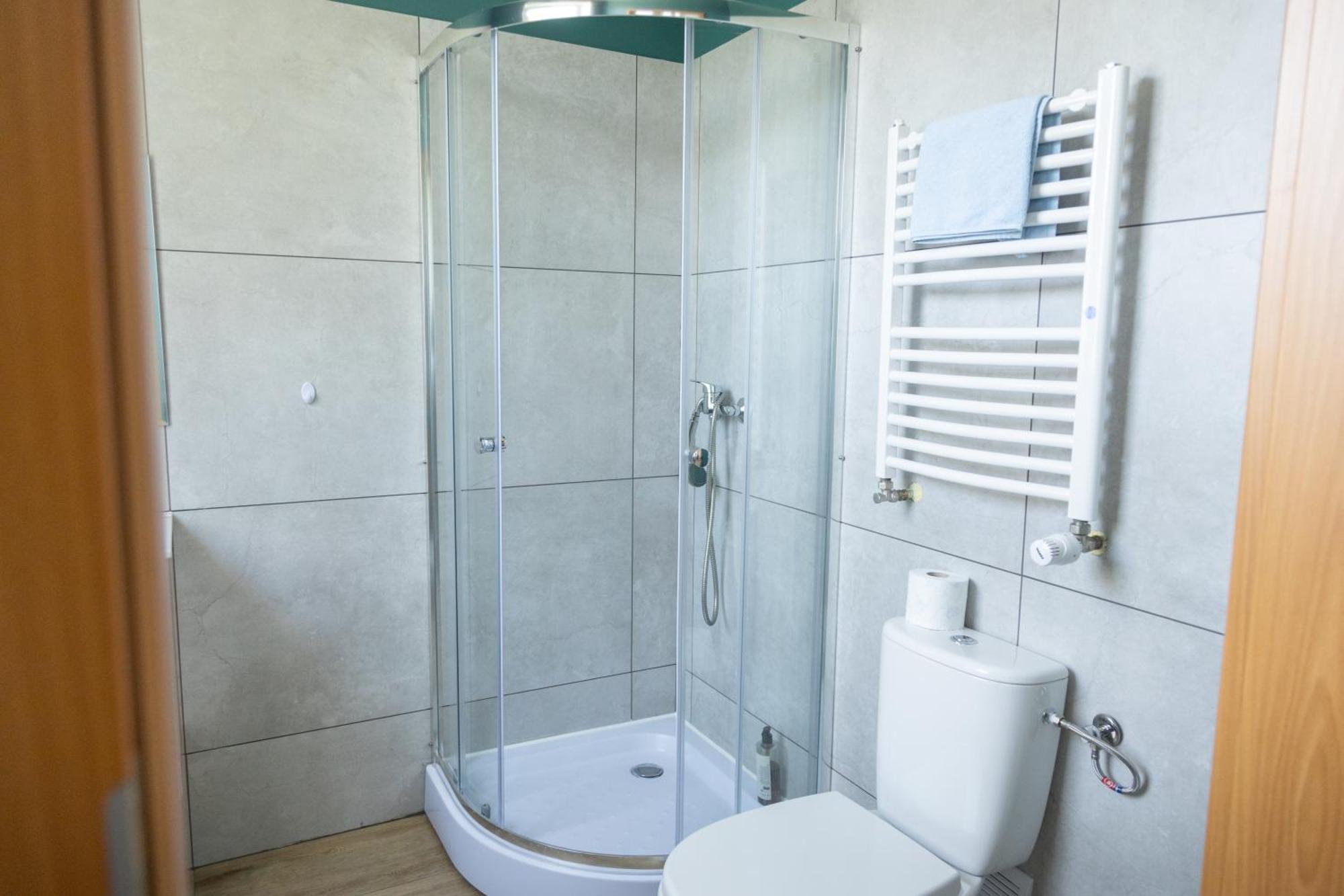 Osrodek Konferencyjno-Wypoczynkowy Hostel Chojna Екстериор снимка